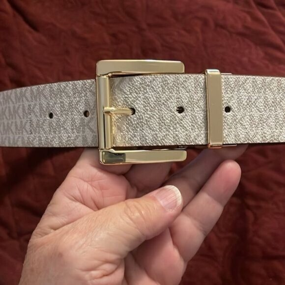 NWOT Michael Kors Signature‎ Leather MK Gray, then Brown Reverseable Belt 36” - Picture 1 of 13